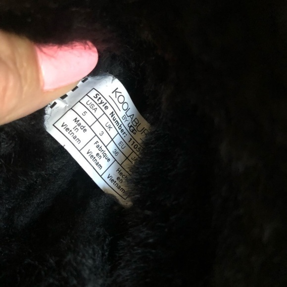 KOOLABURRA BY UGG REMLEY SHORT FUR BOOTS 5 - Picture 7 of 8